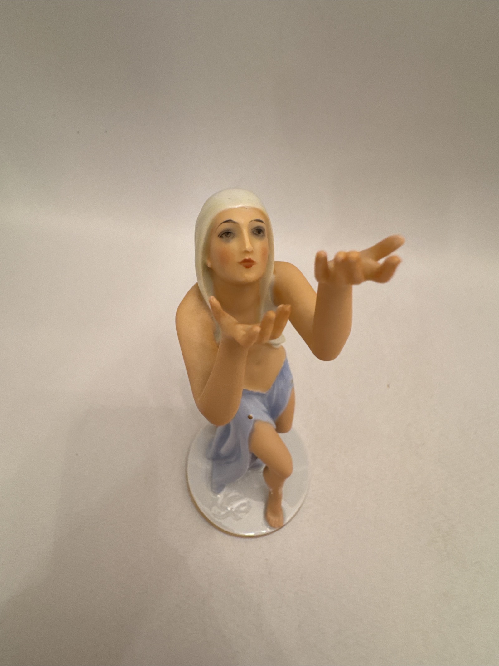 Rosenthal Gebettänzerin